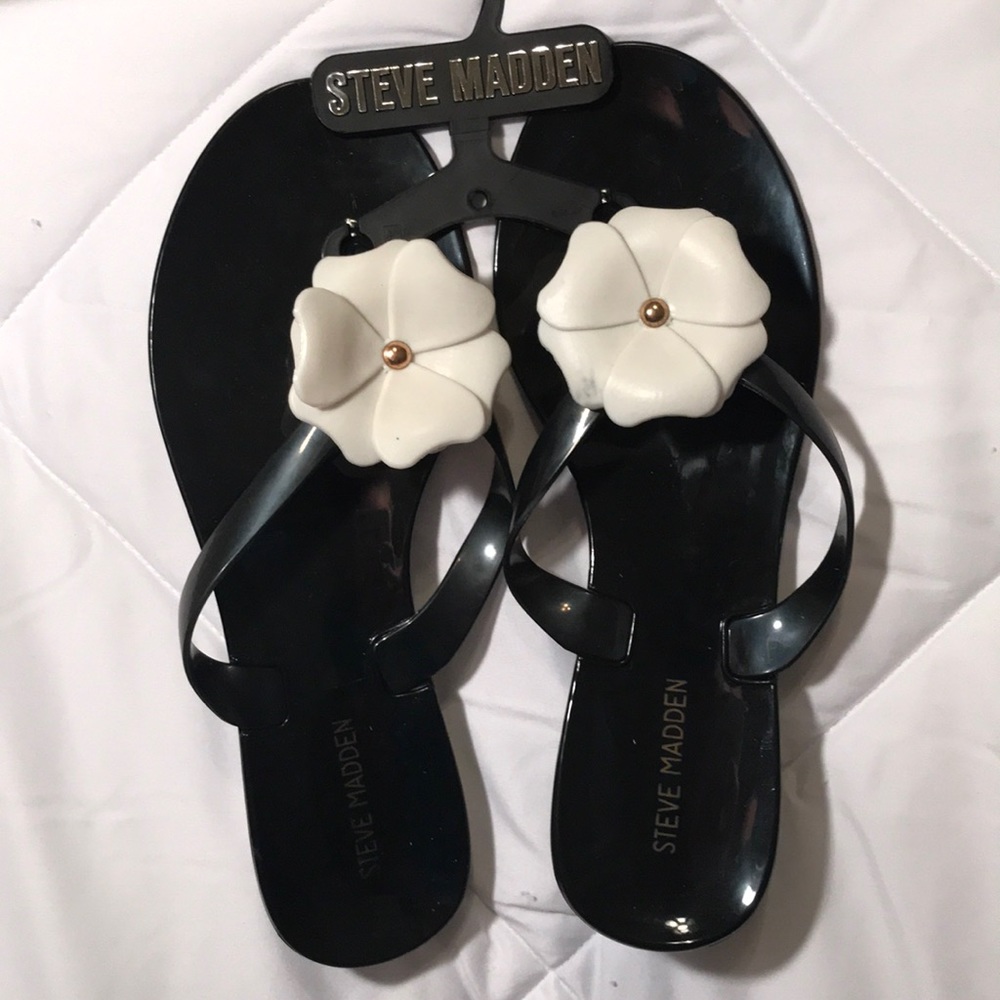 Steve Madden Flip-flops